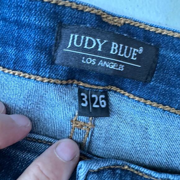 Judy Blue Boyfriend Fit Mid Rise Distressed Medium Wash Size 26 - Picture 4 of 8